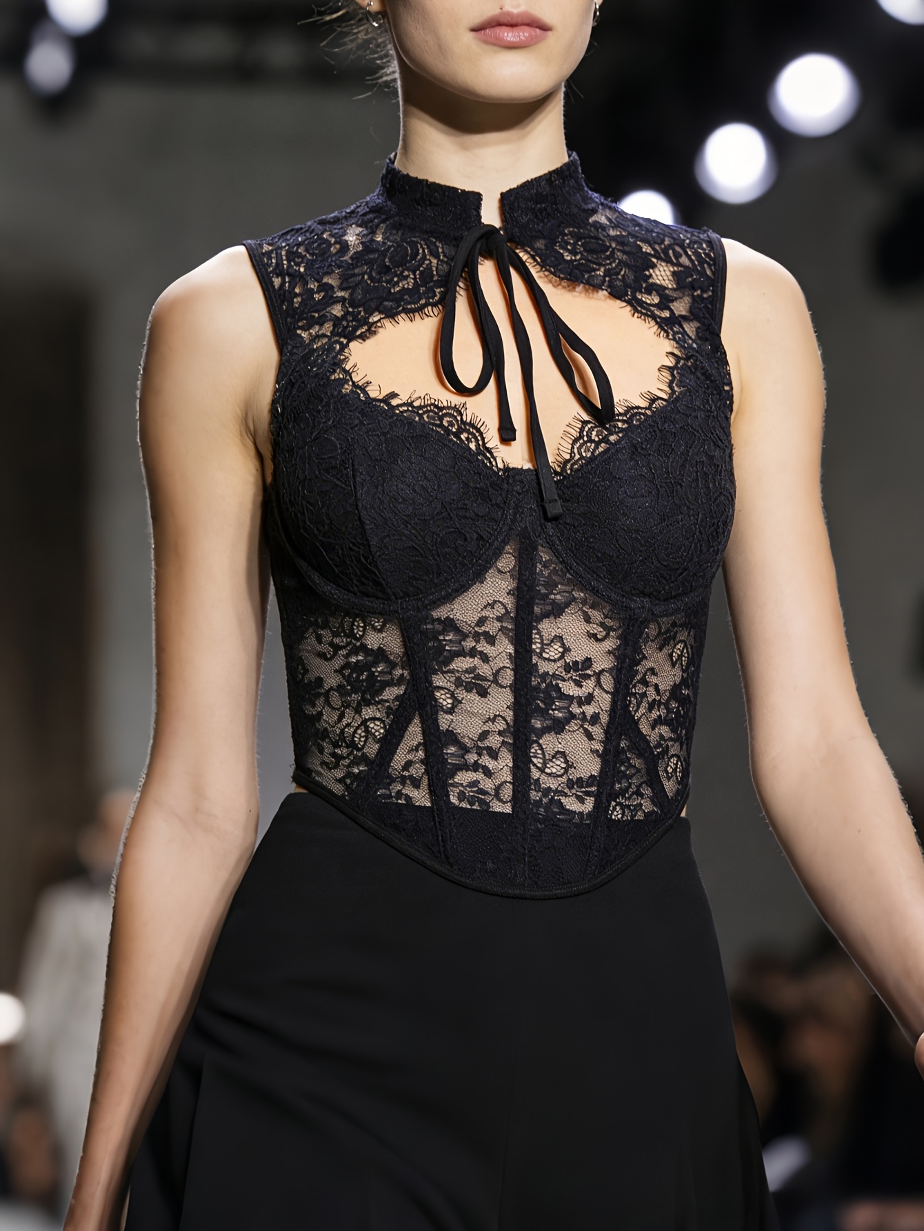 product-fancy-65919113-ec29-4523-bc3c-d9e79739d3fc Chinese Retro Black Lace Boneless Waist-Cinching Corset Hot Retro Sexy Waist Outerwear Top - Image 2