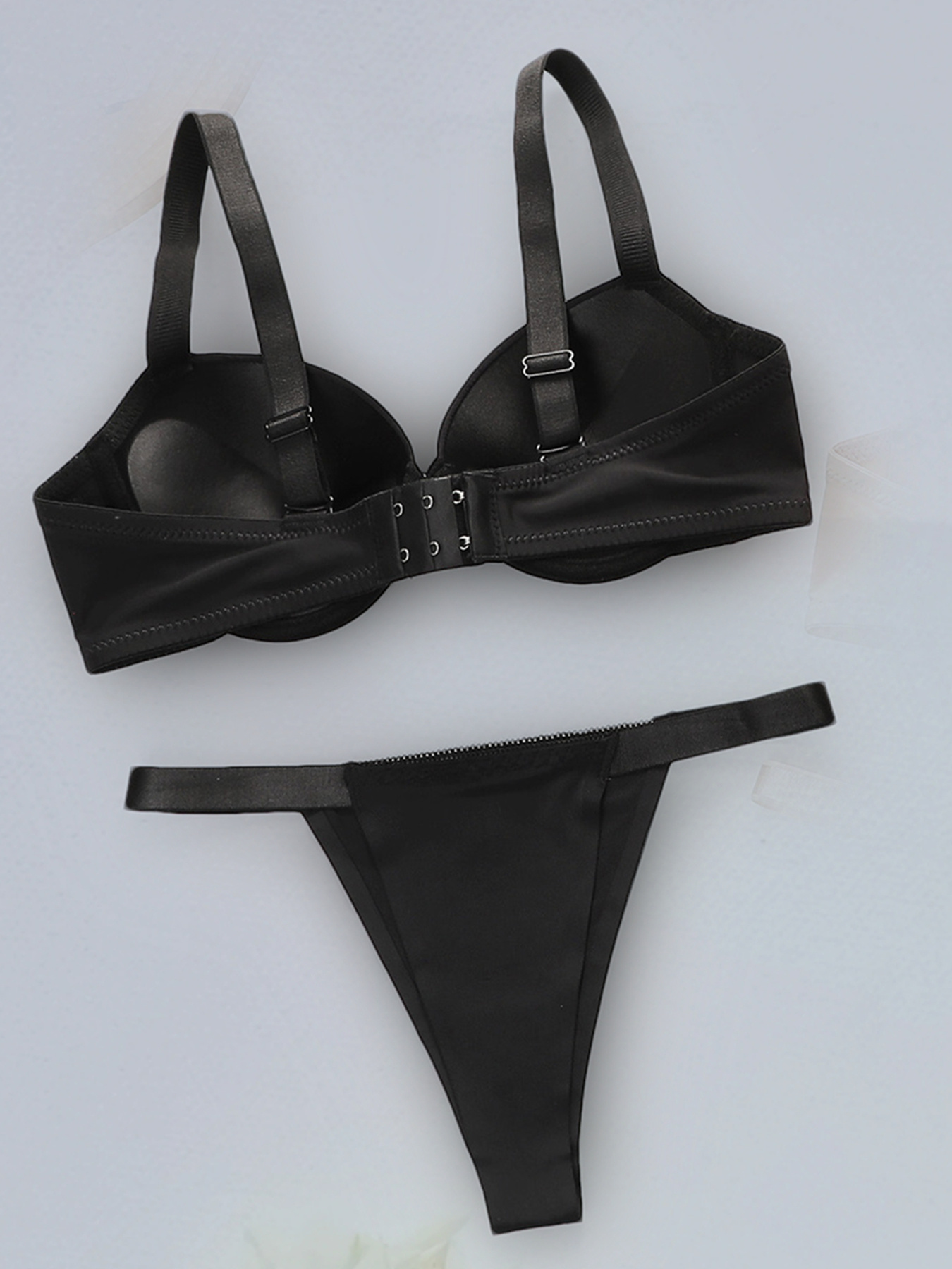 product-open-2024-07-09-1720512237617-447b9dfa632e4723b0c923d76ffbd7fc-goods Thickened Bottom And Thin Top Bra with Glossy Innerwear Set, Bra And Panty Set for Women - Image 6